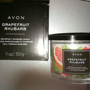 Avon 3 wick candle NIB